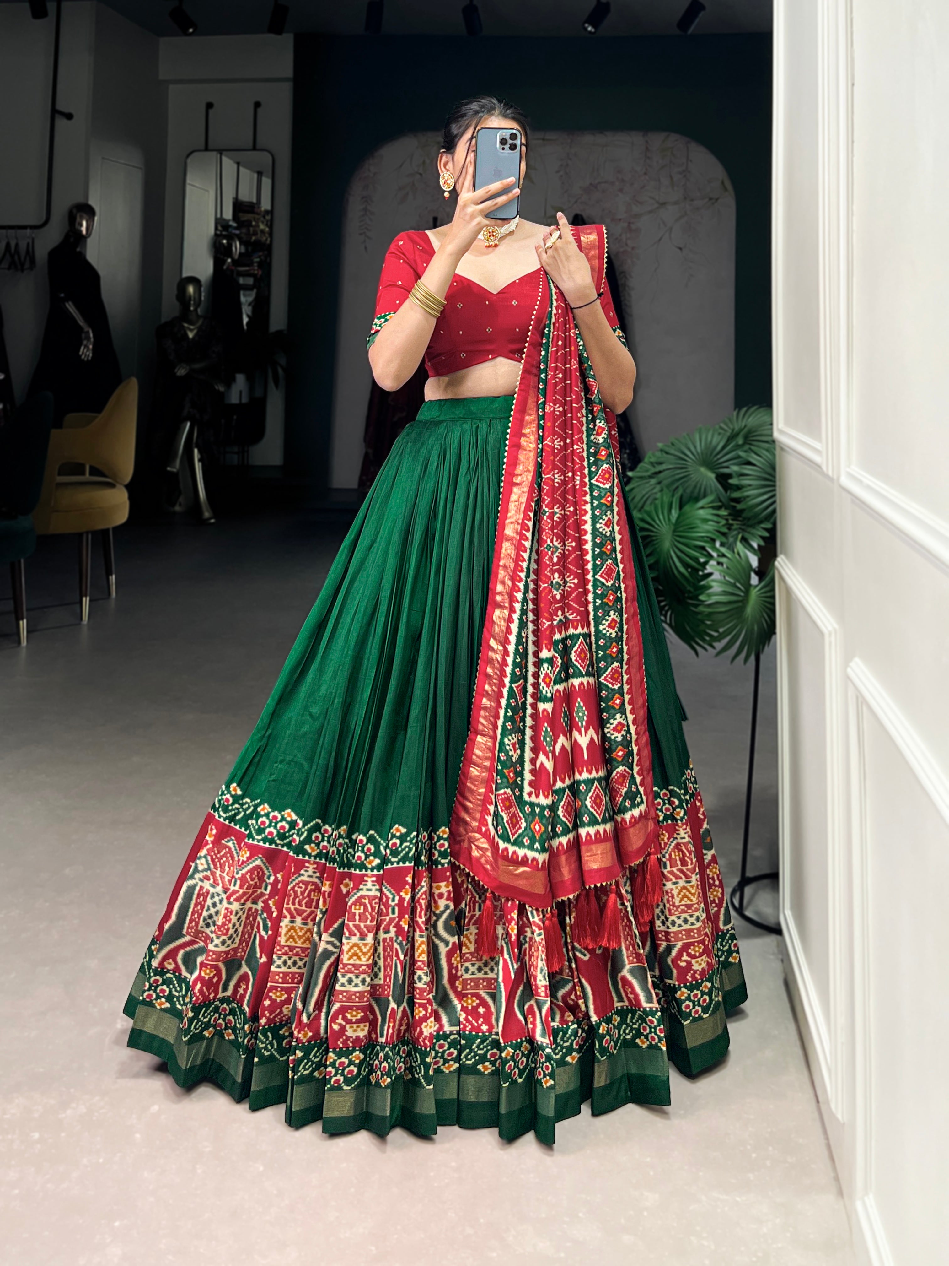 πͺ· Infuse Your Wardrobe with Southern Grace πͺ· Silk Kalamkari Print Lehenga Choli with Foil Work Border - Navratri